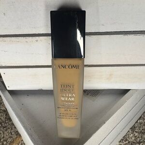 Lancôme Ultra Wear Foundation